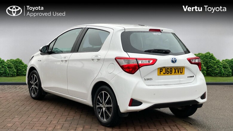 Toyota Yaris 1.5 Hybrid Icon Tech 5dr CVT Hybrid Hatchback